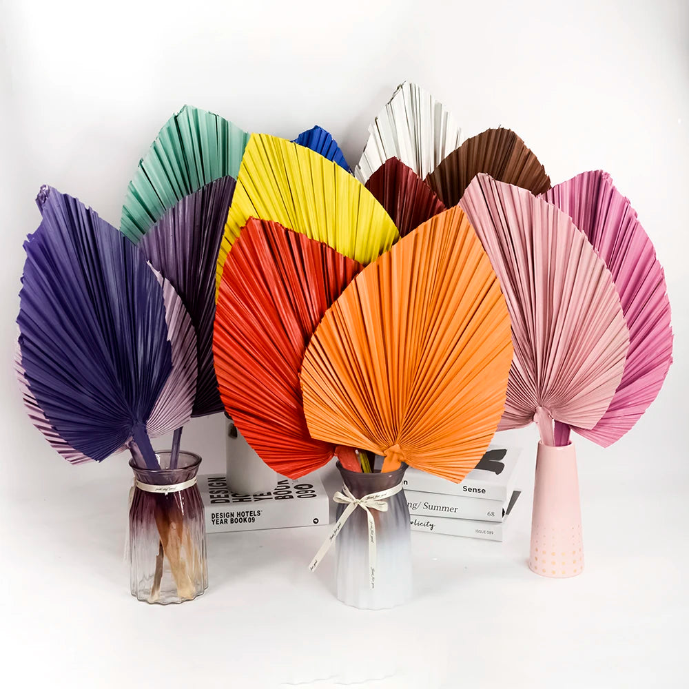 Wholesale Hot Sale Real Natural Vilot Purple Processed Dried Palm Leaves Fan For Wedding Flower Arranging